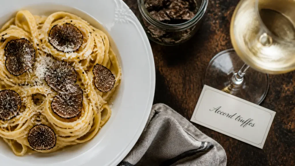 Quelles bouteilles servir avec des pâtes aux truffes ? Blancs tendus, rouges souples et pièges à éviter